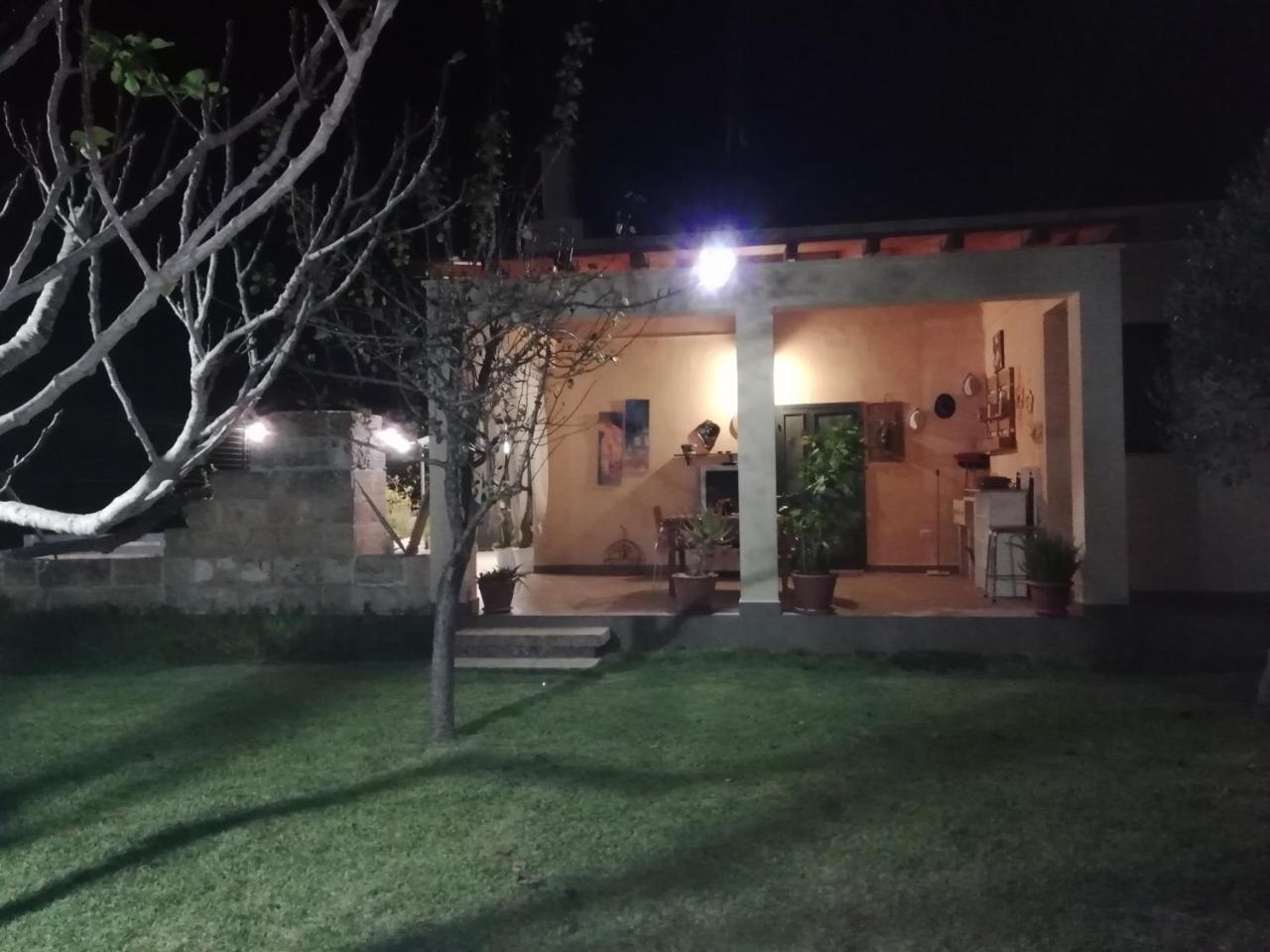 Villetta Dote Casarano Buitenkant foto