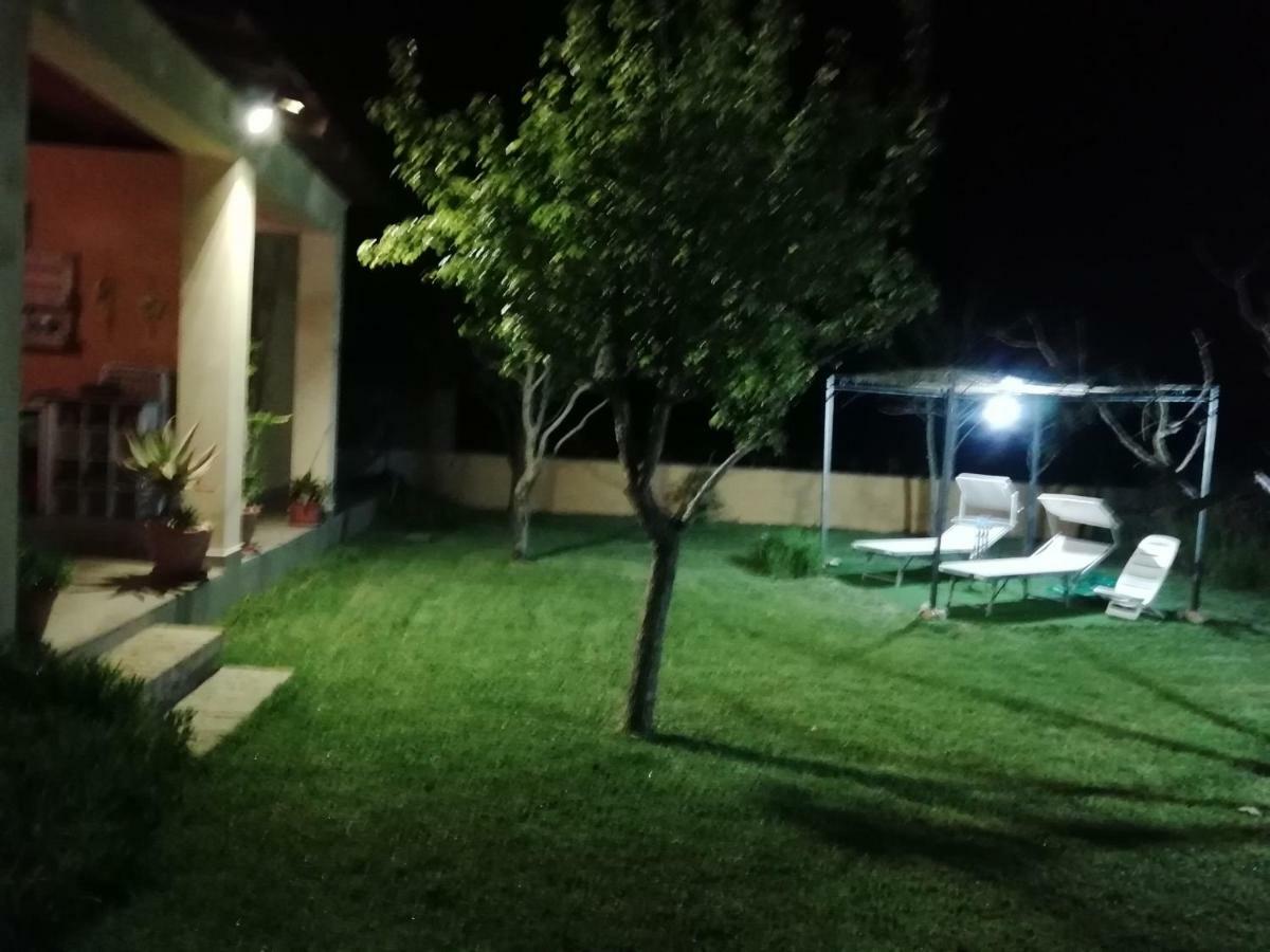 Villetta Dote Casarano Buitenkant foto