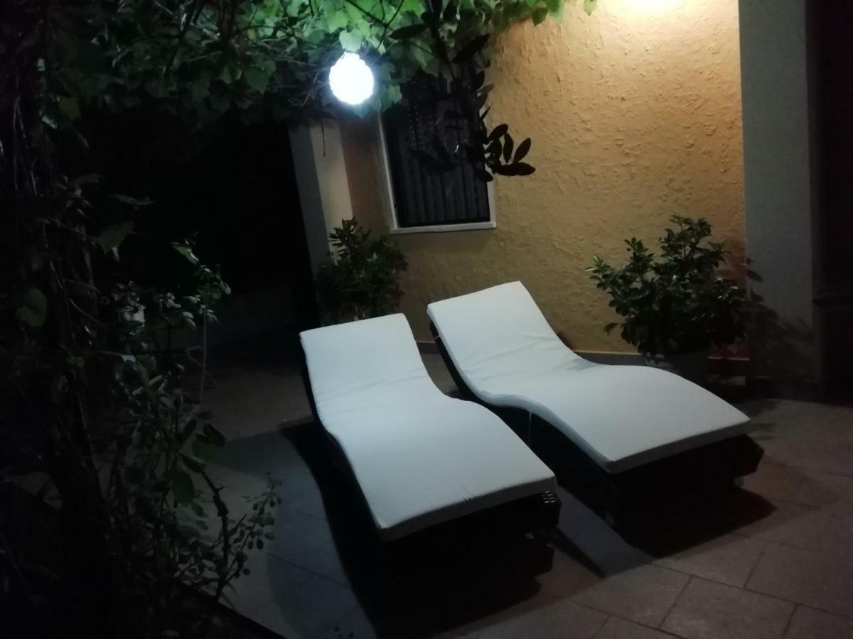 Villetta Dote Casarano Buitenkant foto